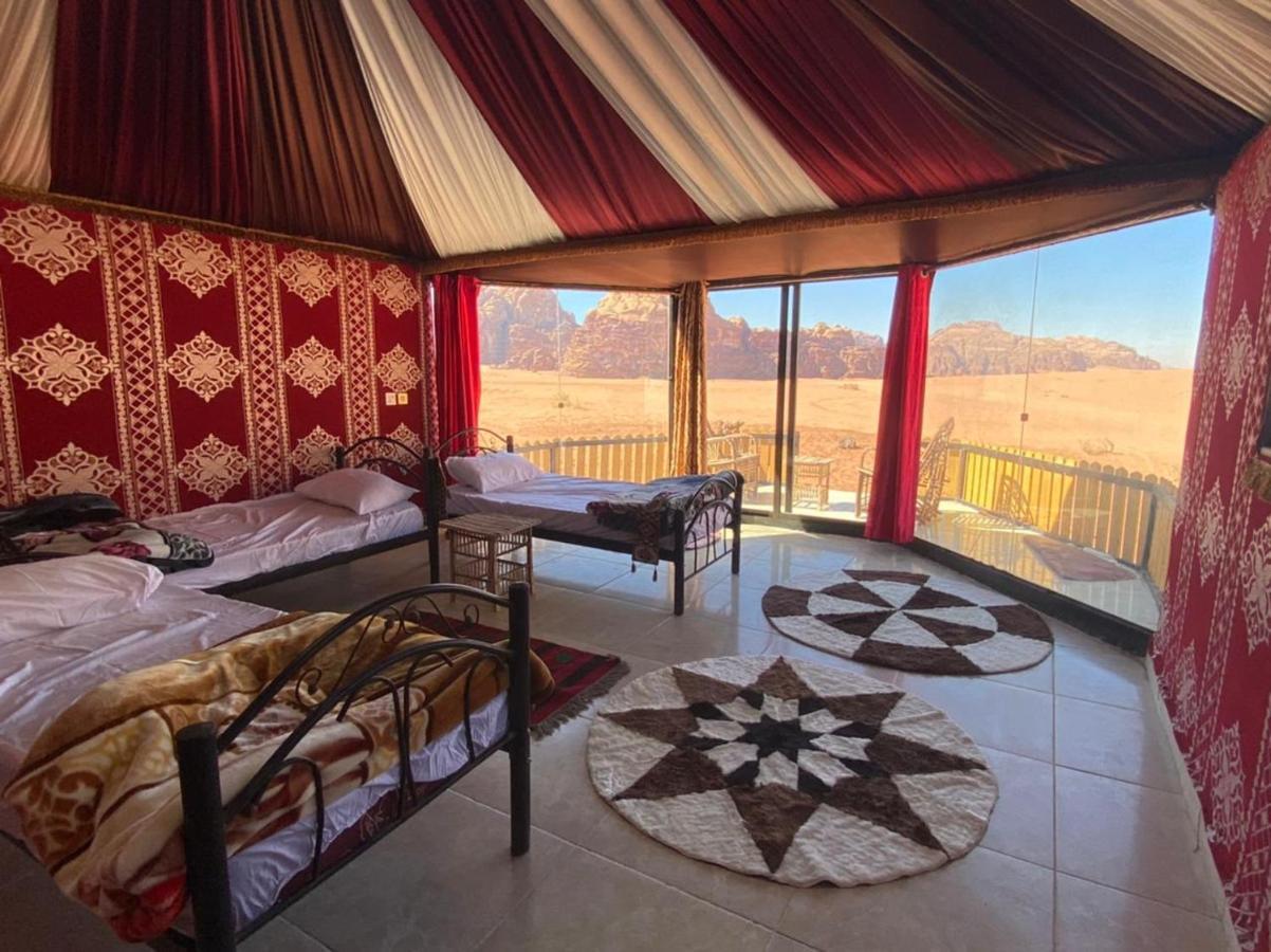 Bedouin Holidays Camp And Jeep Tours 와디럼 외부 사진