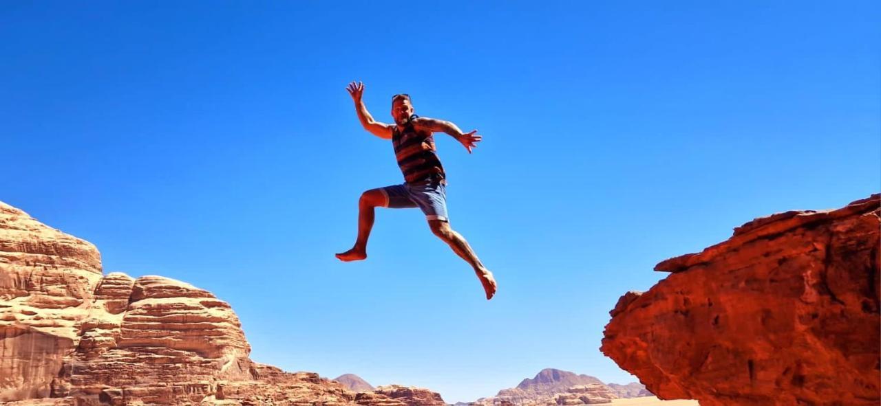 Bedouin Holidays Camp And Jeep Tours 와디럼 외부 사진