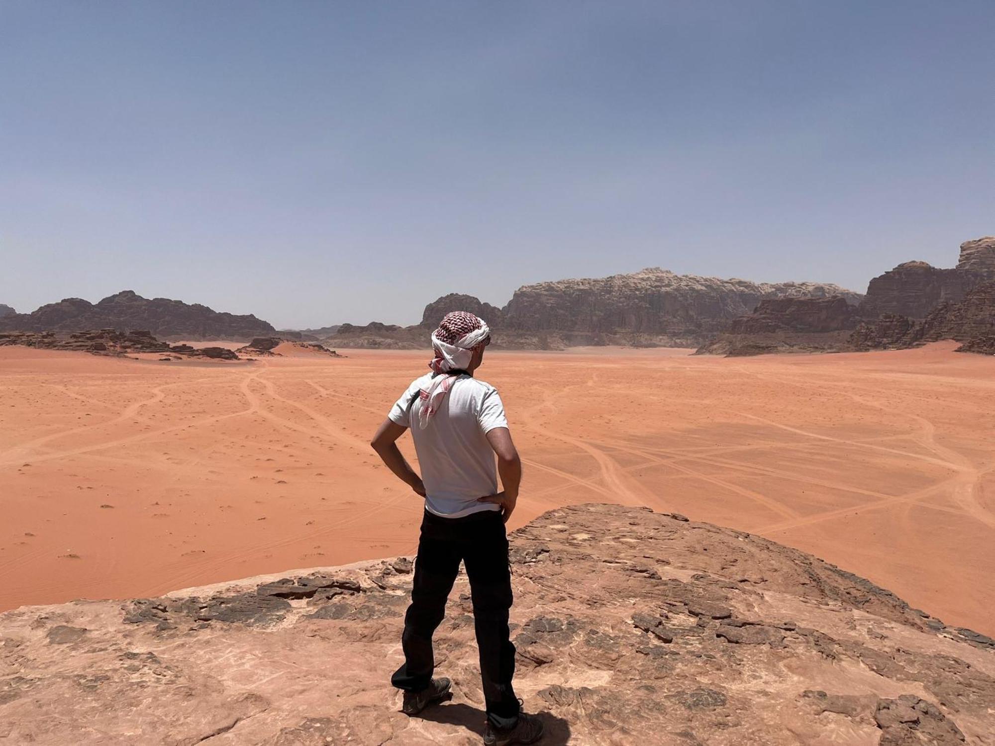 Bedouin Holidays Camp And Jeep Tours 와디럼 외부 사진