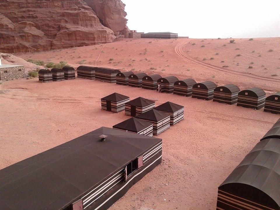 Bedouin Holidays Camp And Jeep Tours 와디럼 외부 사진